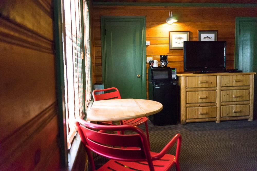 Shaver Lake Village Hotel 외부 사진