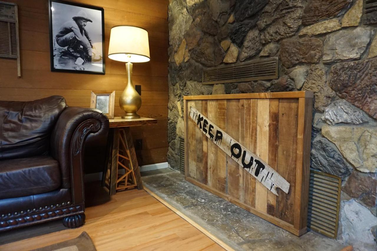 Shaver Lake Village Hotel 외부 사진