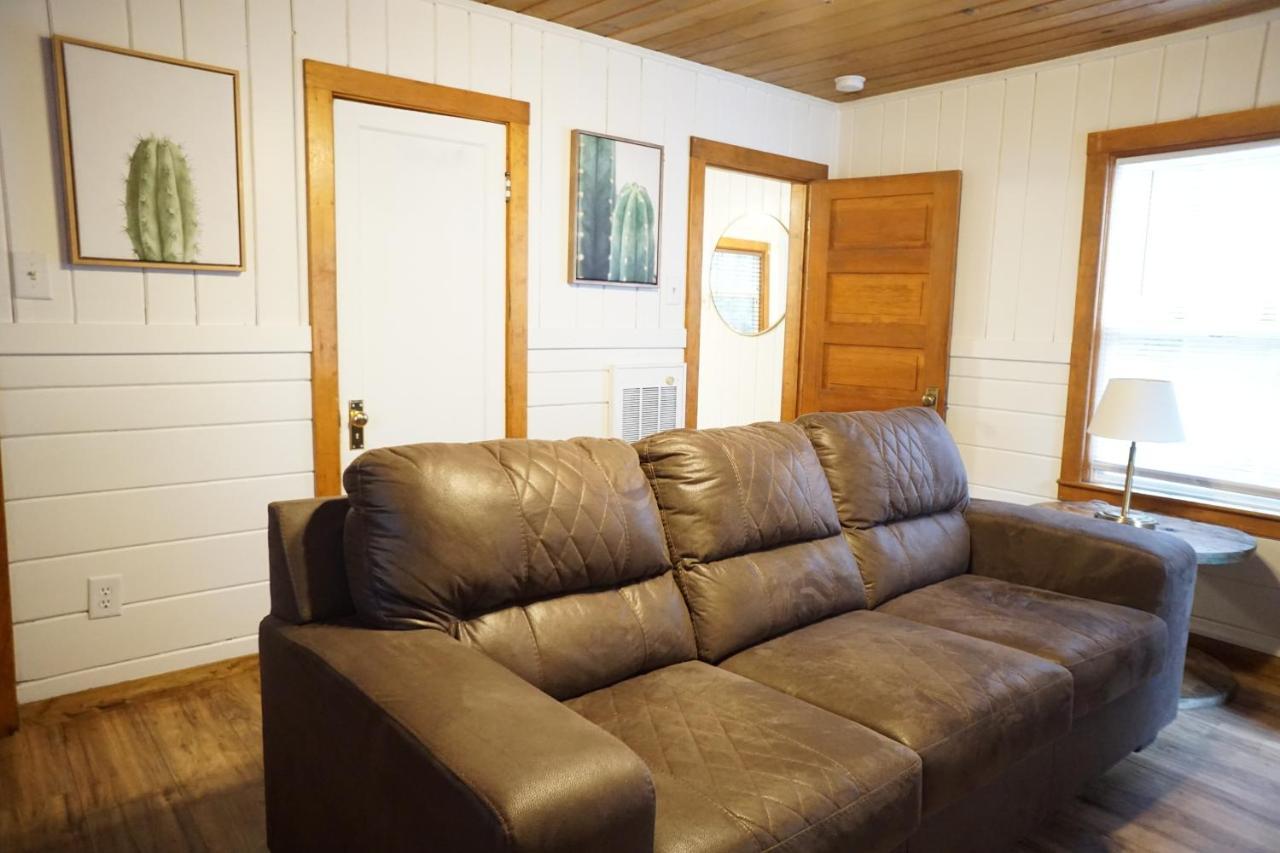 Shaver Lake Village Hotel 외부 사진